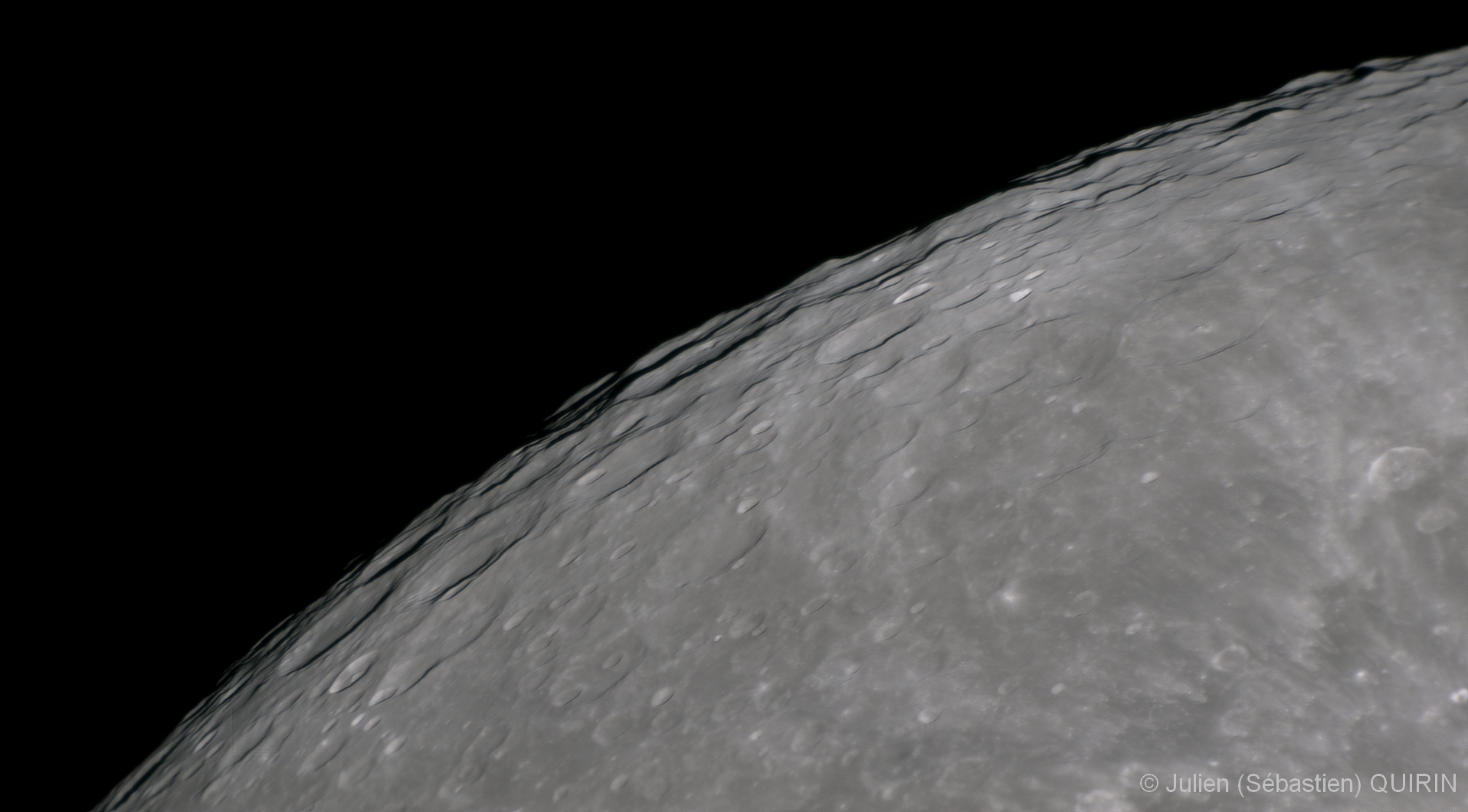 limbe lunaire en phase de pleine Lune
